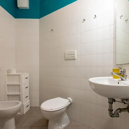 Apartment Ad Un Passo Dal Centro Con Parcheggio Coperto